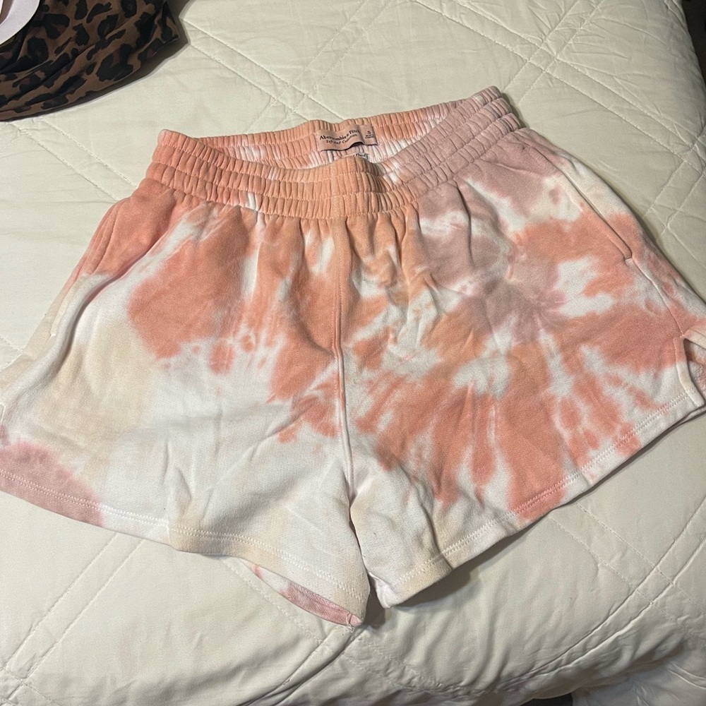 A&F Shorts x 2 + H&M shorts